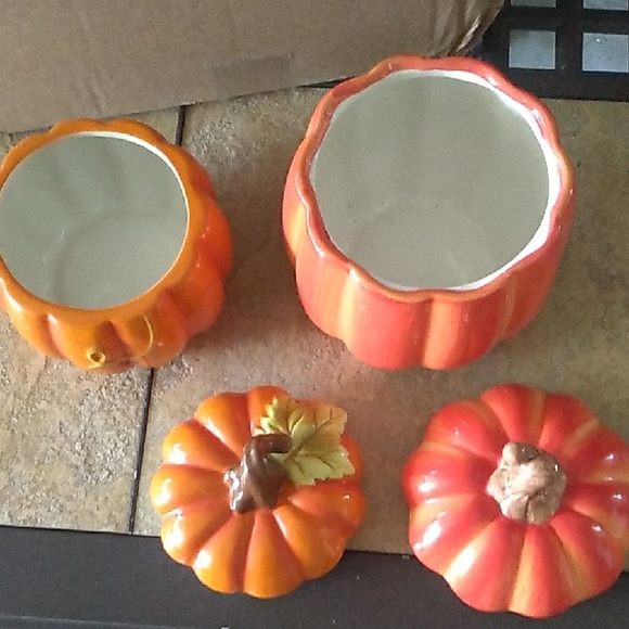 Decorative Ceramic Pumpkin Containers - Picture 2 of 7